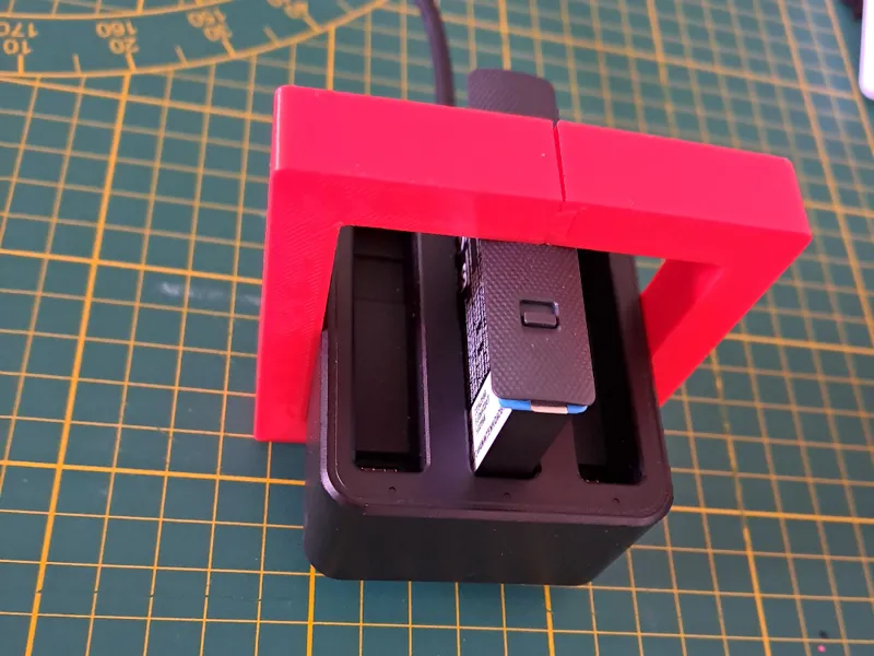 insta360 x4 Fast Charge Hub holder