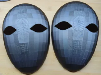 Simple featureless face mask