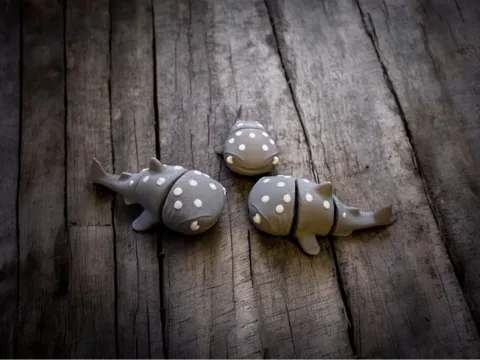 Chibi Whale Shark — Articulated Desk Buddy