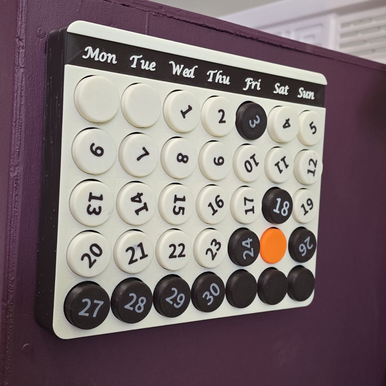Miniatura 5 do modelo 3D ADHD Medication Calendar