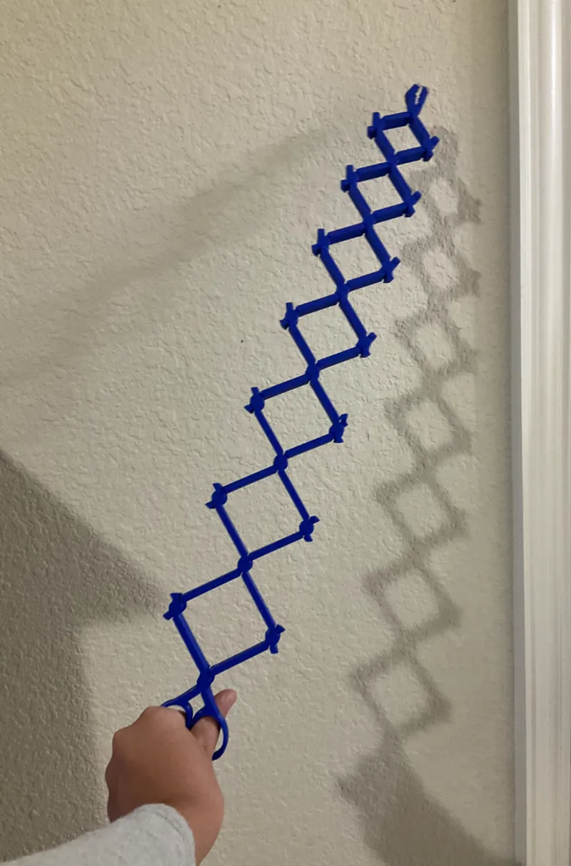 Very Long Scissors Snake (2 Feet)