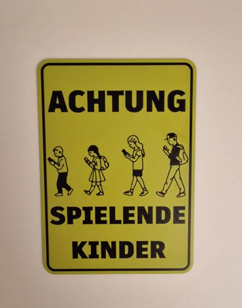 Schild "Spielende Kinder"