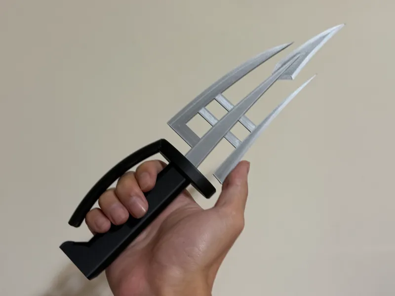 Chrollo's dagger from HUNTER×HUNTER