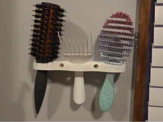 3 brush holder With mounting holes
