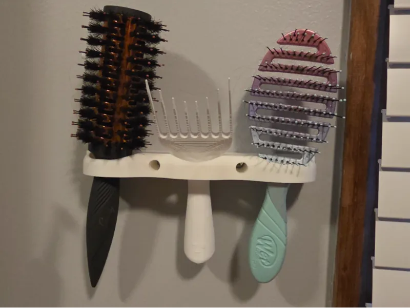3 brush holder With mounting holes