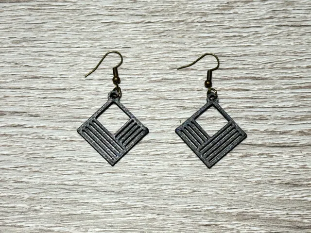 Square earring