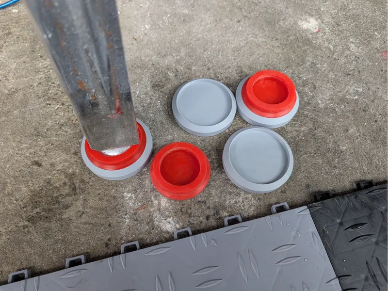 Pinball feet floor protector