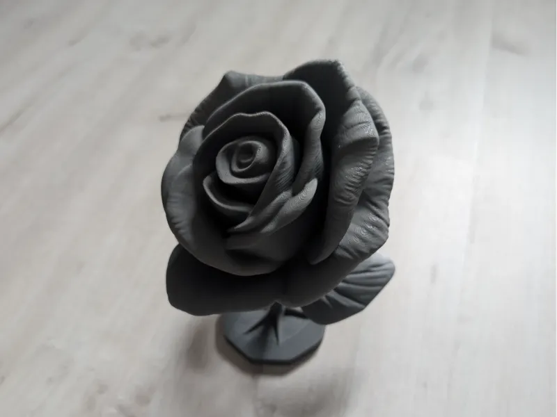 Rose_Statue