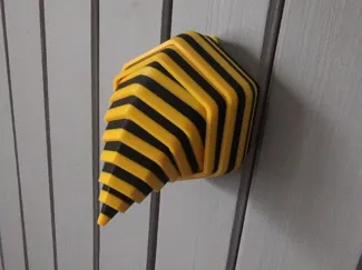 Wasp Tail Fidget heptagon print in place