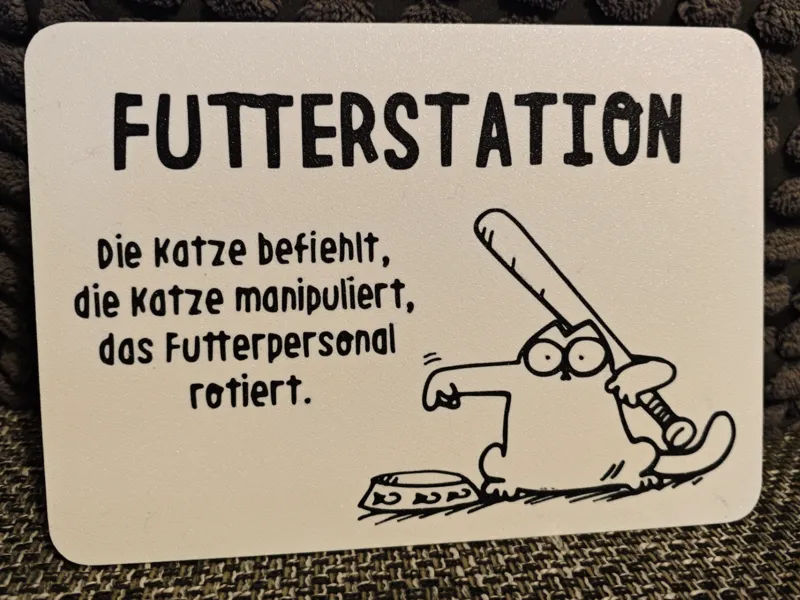 Futterstation – Lustiges Schild - Simons Cat 