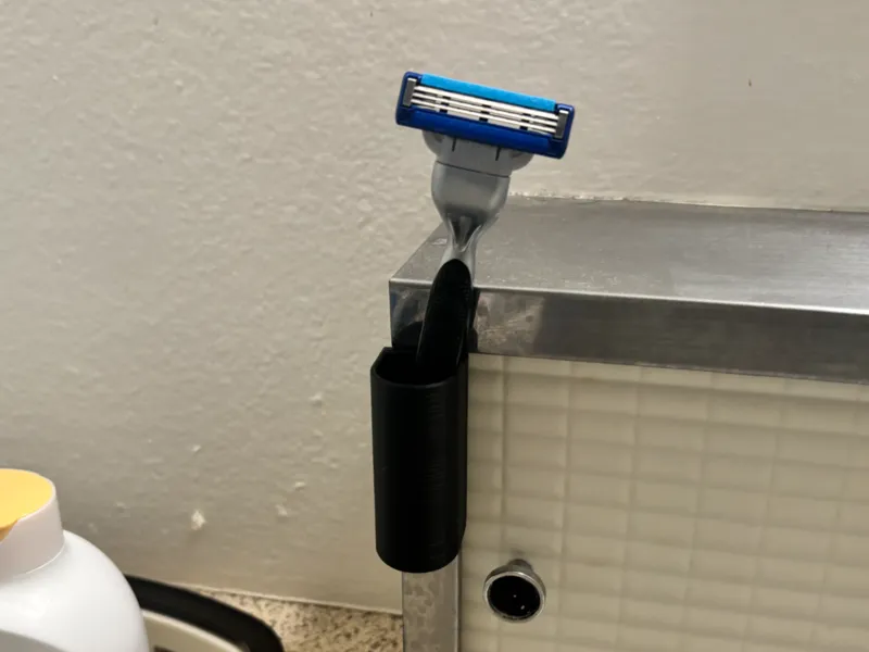 Razor/Toothbrush Magnetic Holder