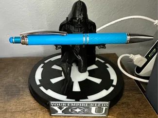 LowPoly Darth Vader Pen Holder Remake