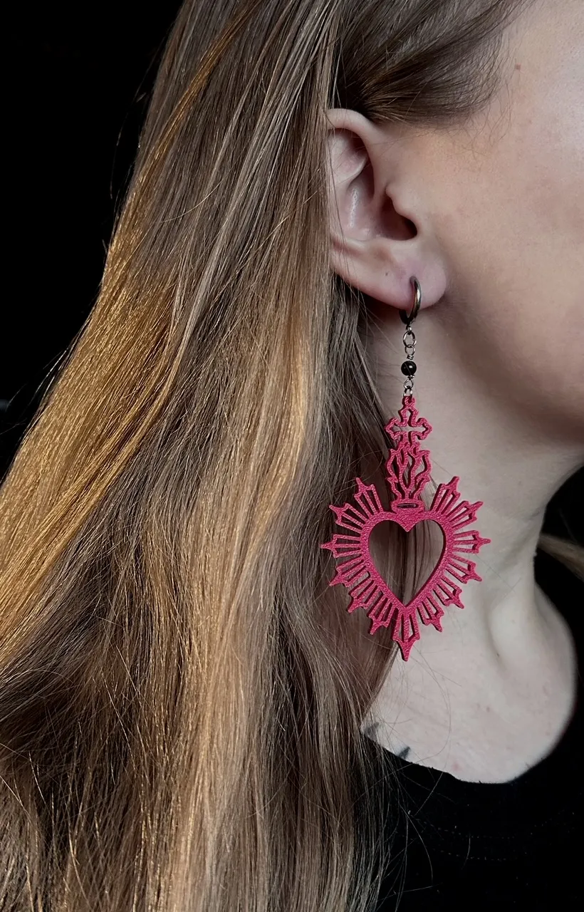 Goth Sacred Heart Earrings – Free Commercial Use view 2