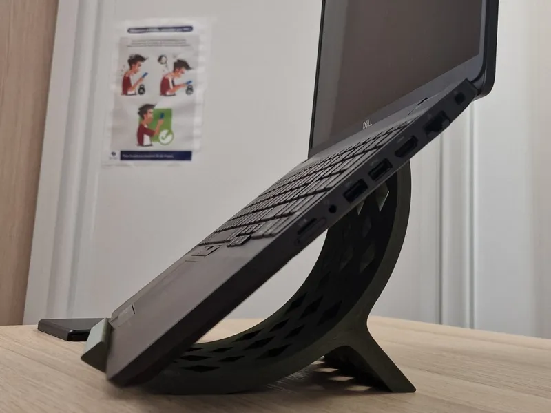 Beautiful Laptop Stand