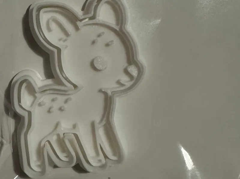 Bambi modelo para corte e carimbo de ceramica