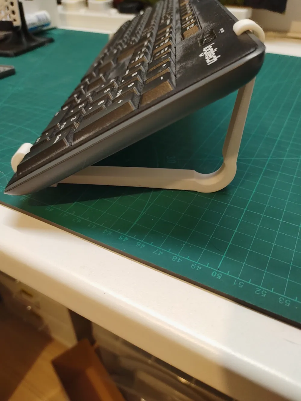 Universal keyboard stand - Free 3D Print Model - MakerWorld