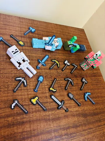 Accesorio de taller: Minecraft Tools – Diamond, Gold, Iron & Stone — vista de referencia 4