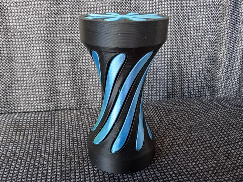 Spiral Fidget Curved Column