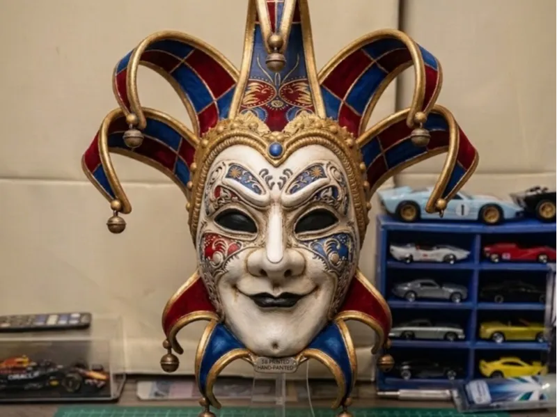 VENETIAN CARNIVAL MASK