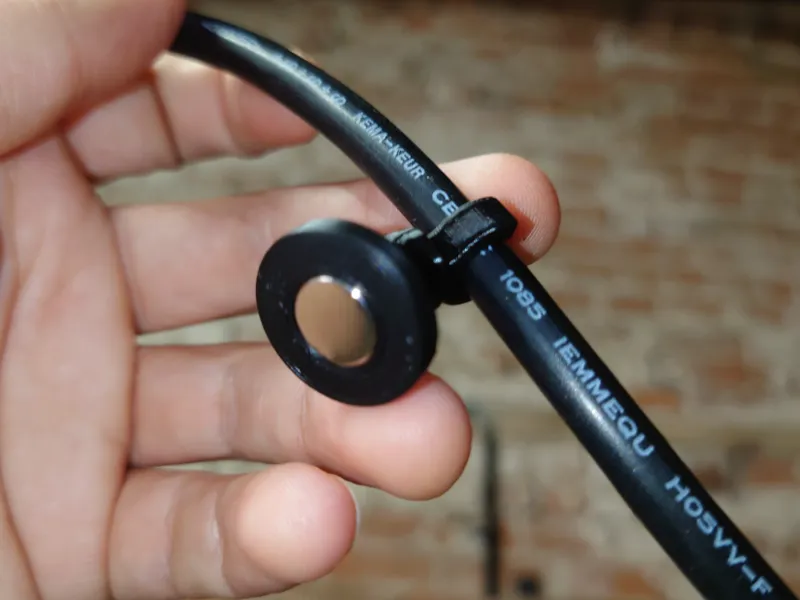 Magnetic Cable Clip (w/ ball joint)