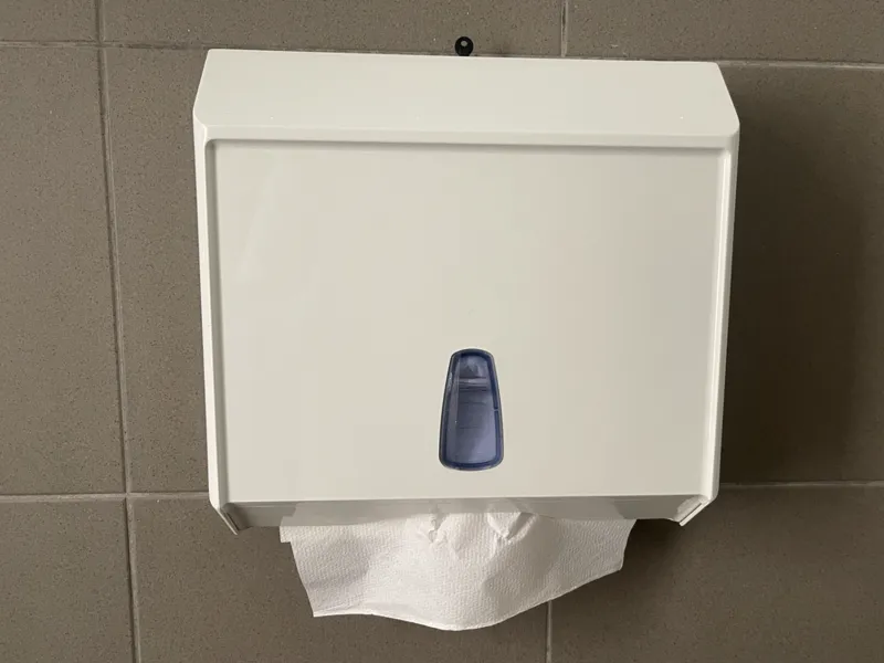 Tiny toilette service key