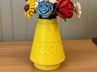 Vaso per piante fatte con blocchetti 