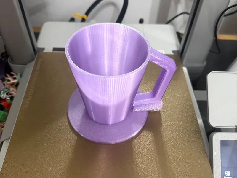 Anti-spill pot noodle holder