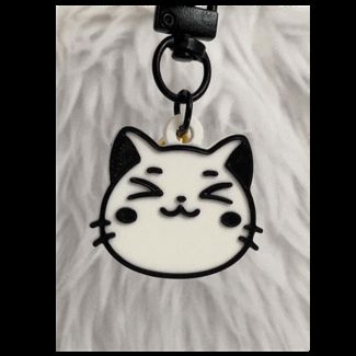 Smiling Cat Tag keychain