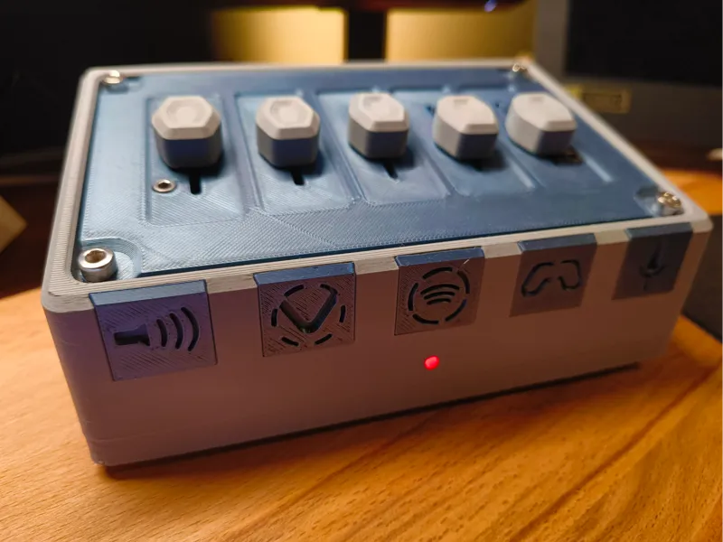 PC Sound Mixer - deej (controller)