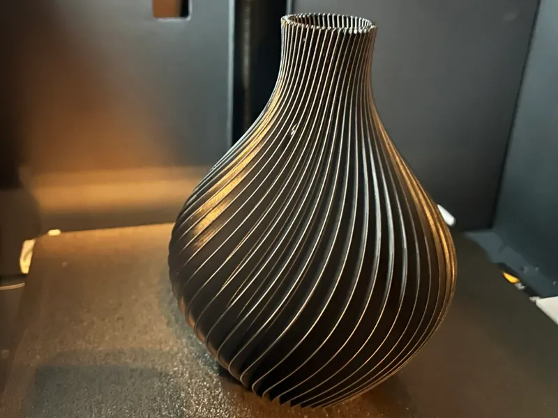 Helix Vase