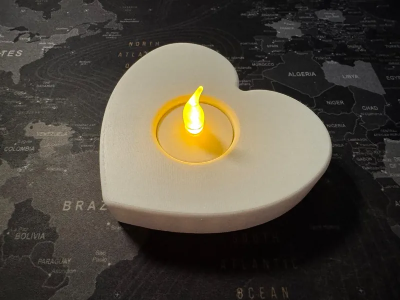 Herz-Teelichthalter (für LED-Teelichter Ø 37 mm)