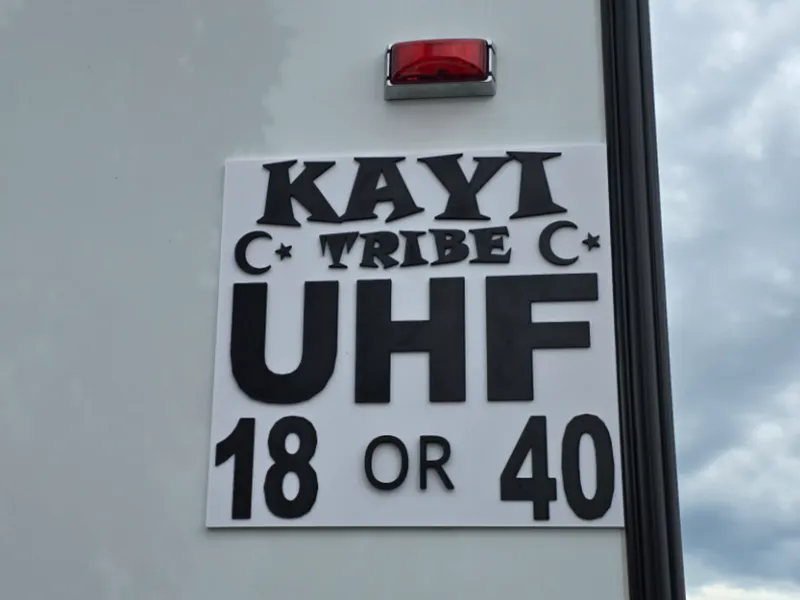 UHF 18 / 40 Sign for Caravans with custom name