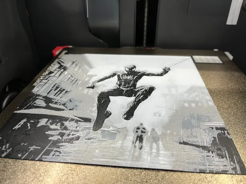 Spiderman in the rain Hueforge black/white