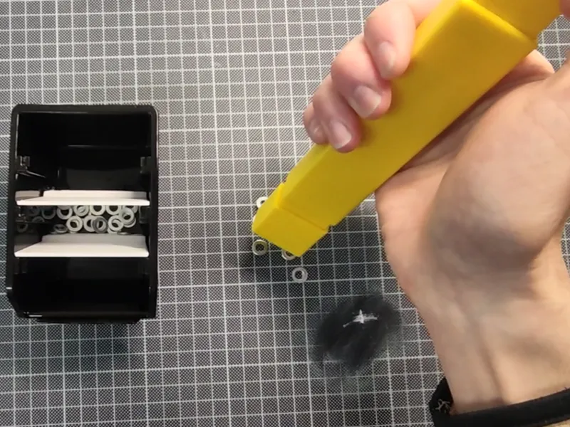 Magnetic picker for small parts
