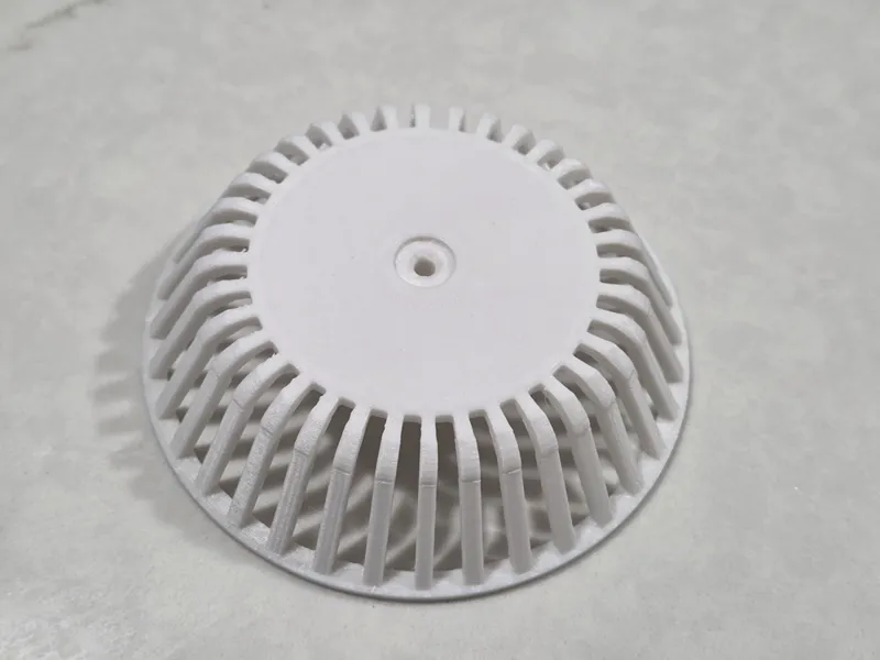 Pool safety suction cover