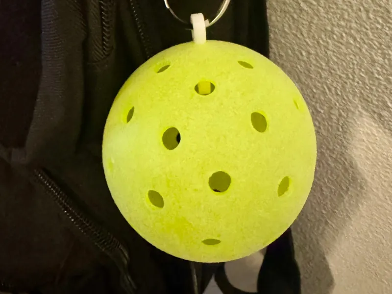 Quick-Release Pickleball Bag Clip (Franklin X-40)