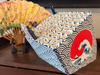 81 pen holder for desktop