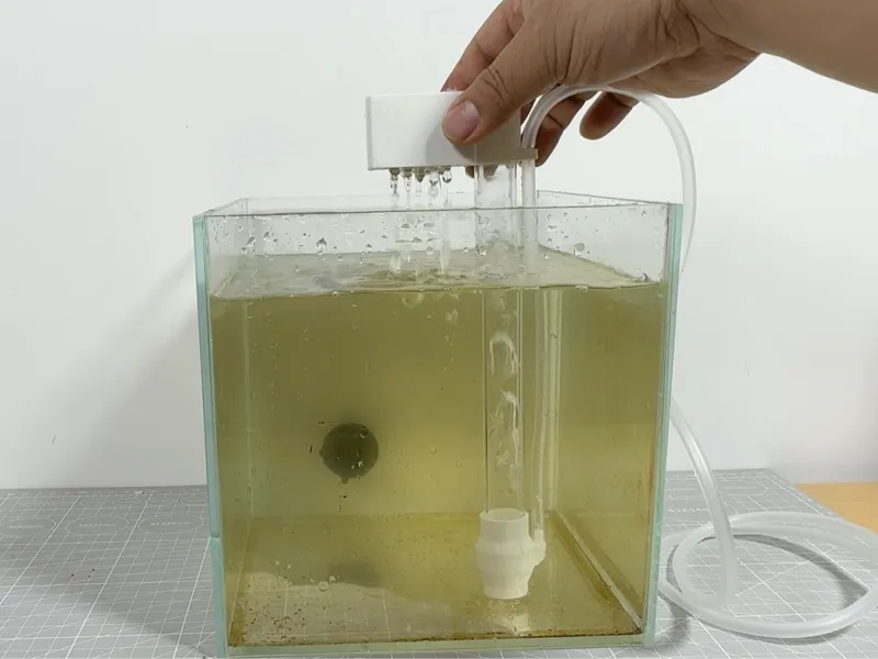 气举吸便器，只要气泵就可以清洁缸底鱼便