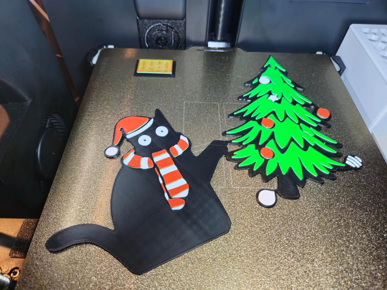 Black Cat vs Christmas Tree Door Corner Topper view 3