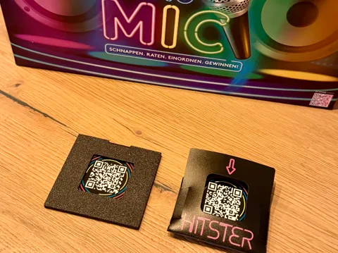Modelo para impresión 3D: HITSTER Flying Mic – Kartenhülle / Reveal-Hülle — referencia de MakerWorld