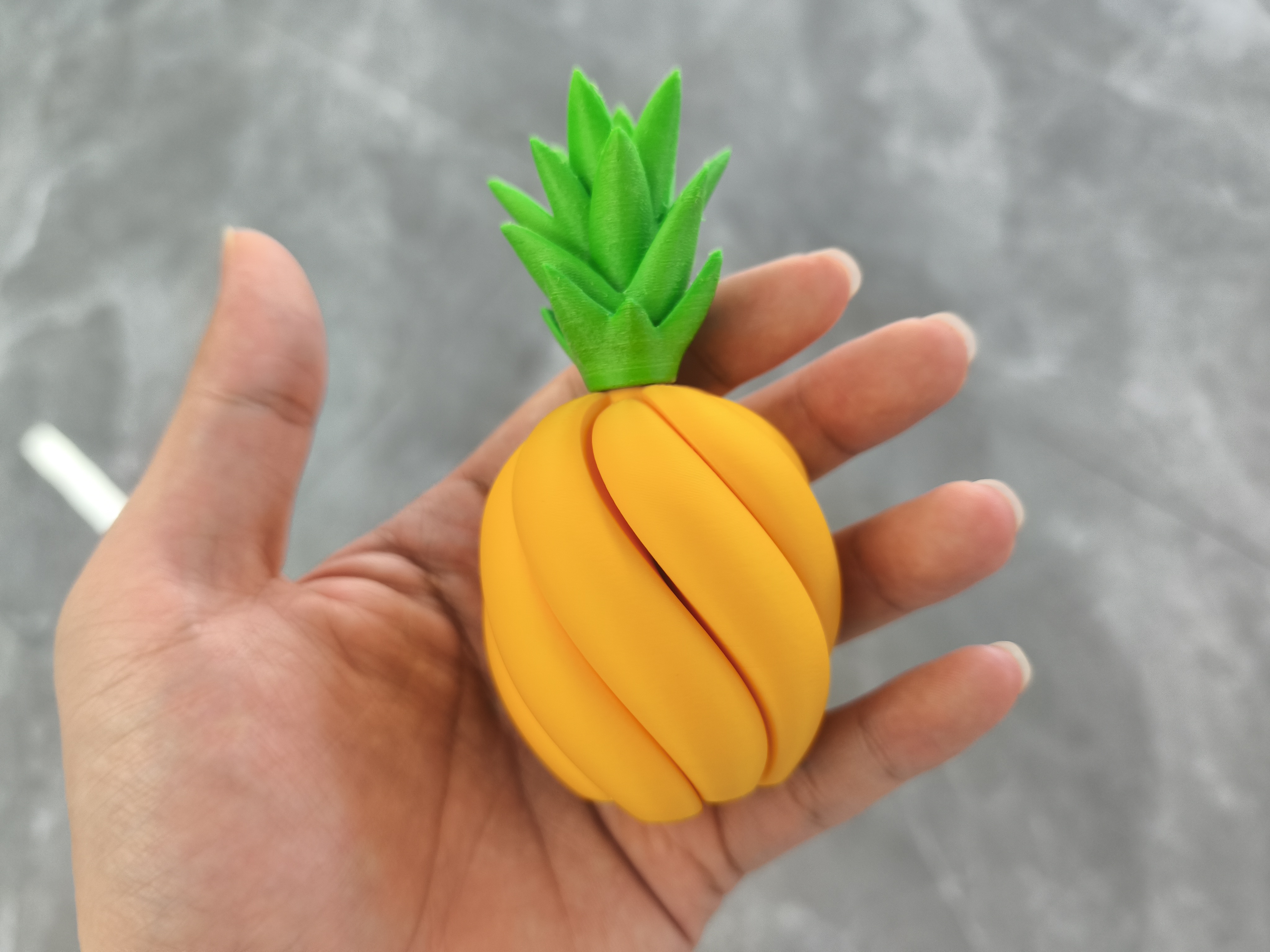 Miniatura 3 do modelo 3D 有限位的“解压菠萝”桌面摆件