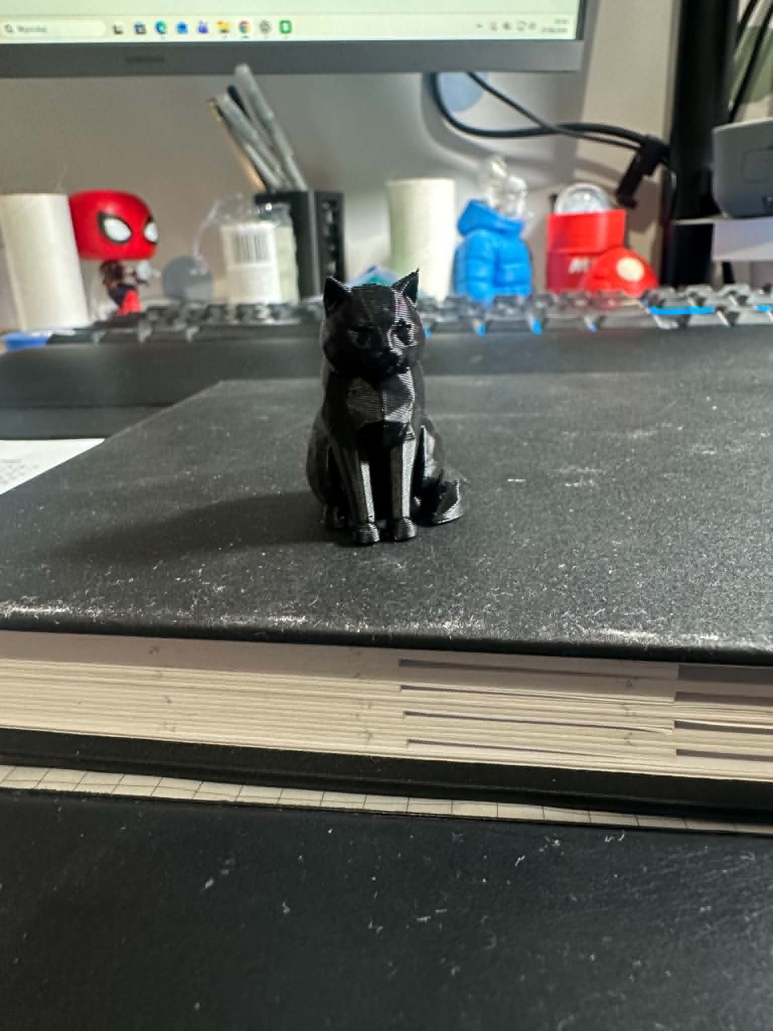 Estante o repisa: Mini British Shorthair Cat – Low Poly — vista de referencia 4