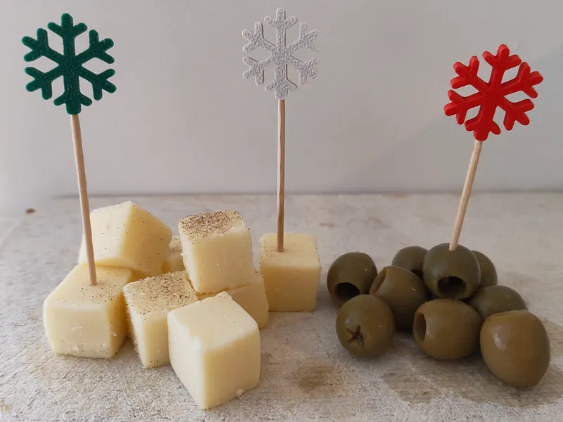 Snowflake toothpick cap - foodsafe!