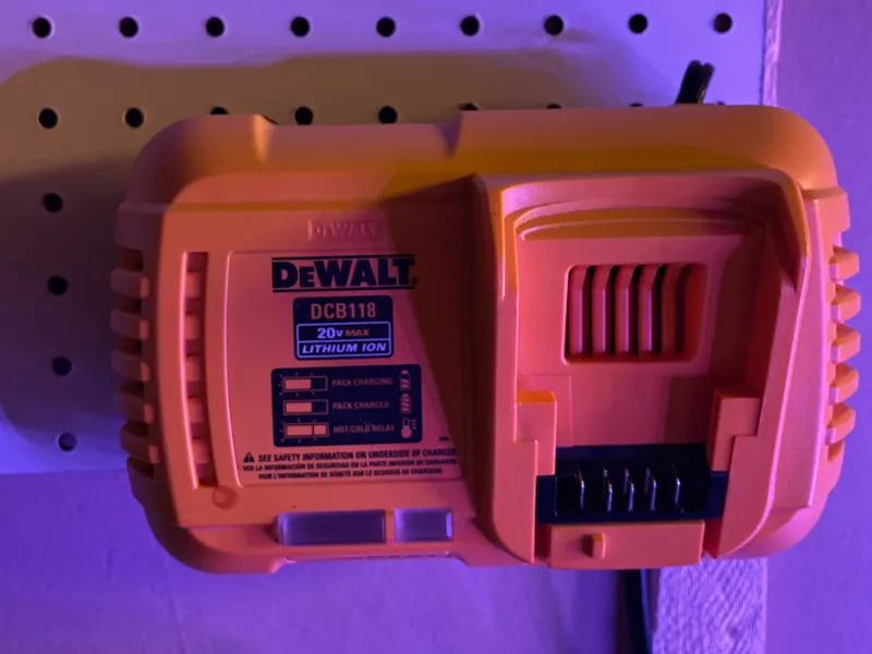 DeWalt 20v MAX Charger - DCB118 - Peglock Mount