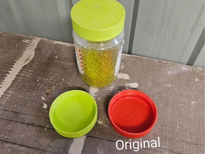 Lid for Hoyts Plastic Spice Jars
