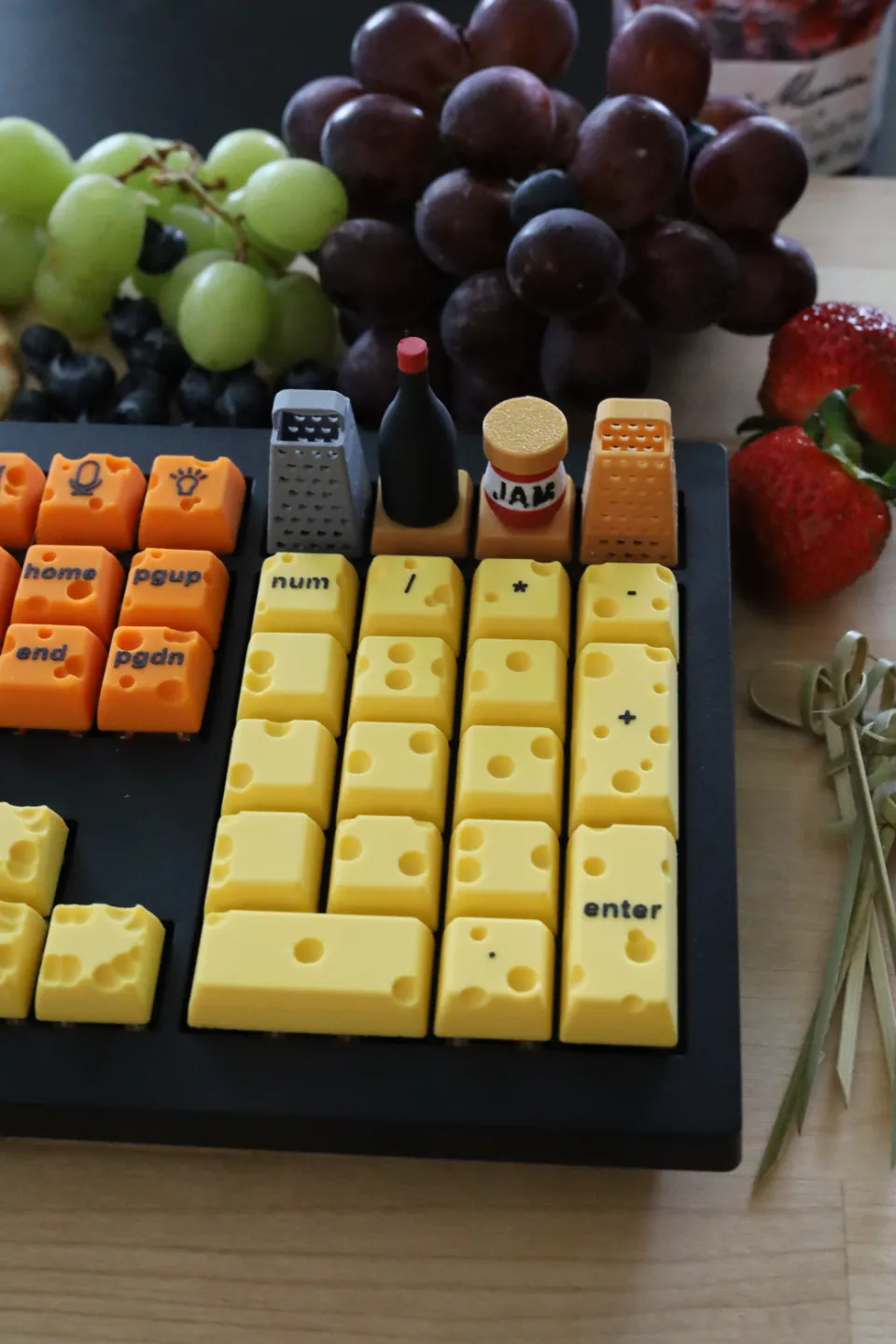 Mechanical Cheese Board view 4