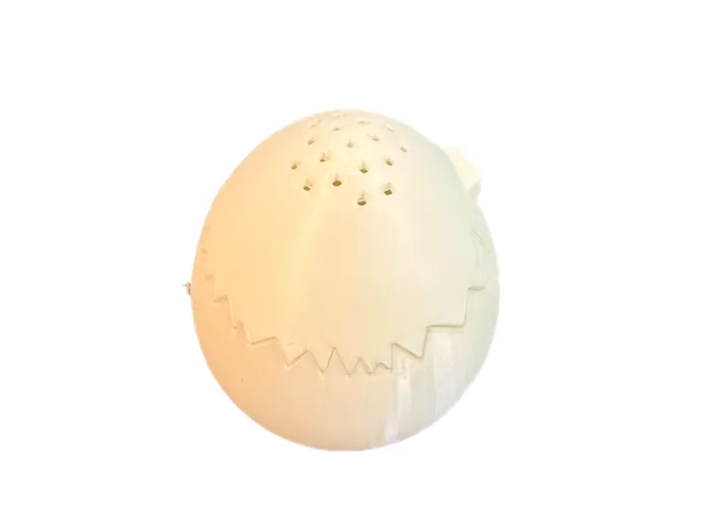 Cracked Egg Salt and Pepper Shaker 