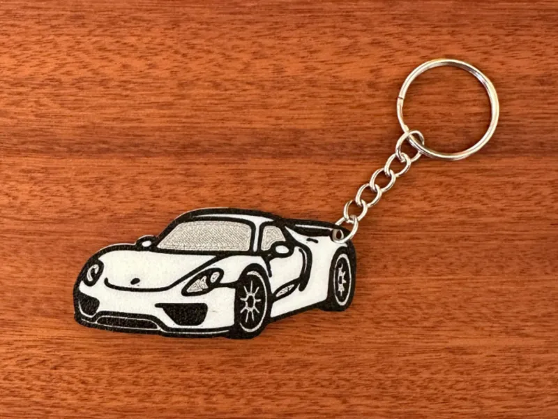 Porsche 918 Spyder Tooned Keychain