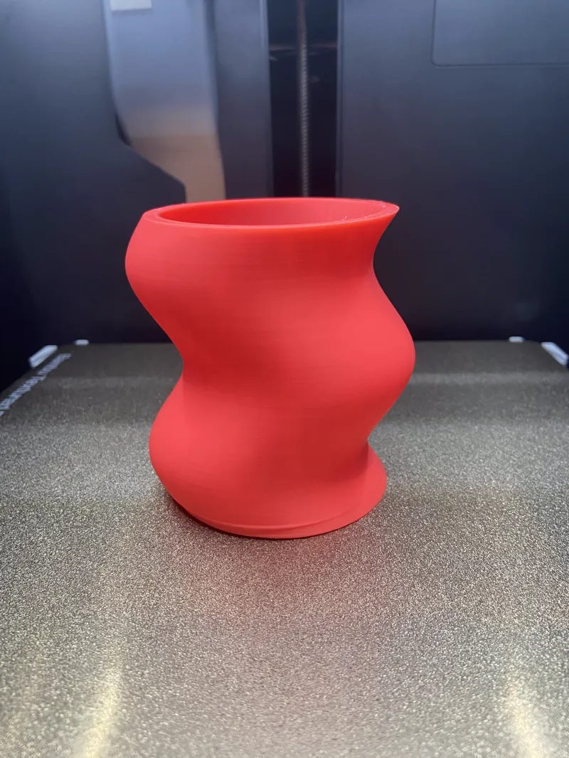 Curvy Vase, Vase 2 | Plant Pot, Pencil Pot