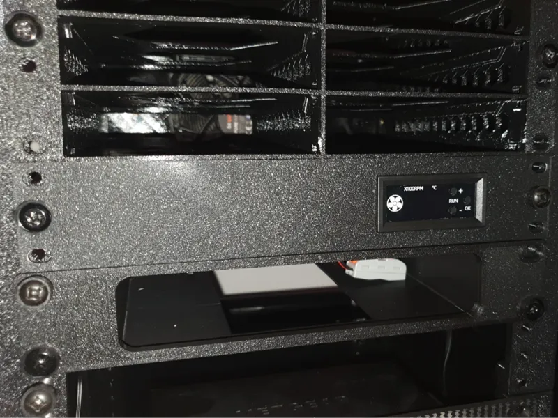 10" Rack Blende Lüftersteuerung